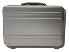 ZERO HALLIBURTON Attache Case